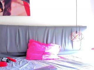 iisabella-noa Sex Cam Show