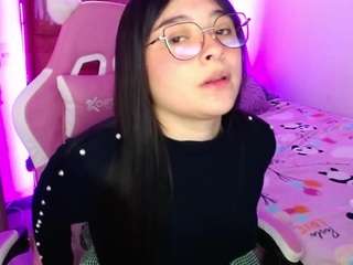 Nahia-brm's cam show statistics and live stream