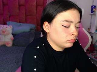 Nahia-Brm live webcam show