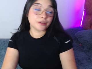 Nahia-Brm live webcam show