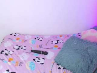 Nahia-Brm live webcam show