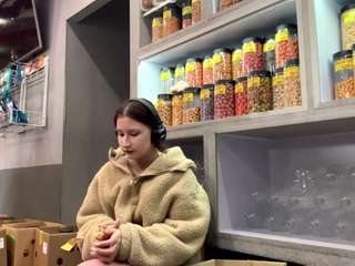 Kate live webcam show
