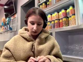 Kate live webcam show