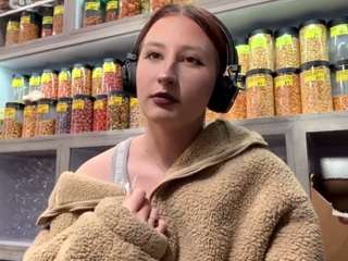 Kate live webcam show