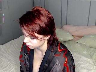 red-roxyfoxy