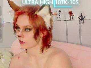 red-roxyfoxy