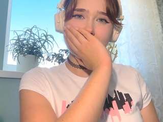 Trenaherny's cam show statistics and live stream