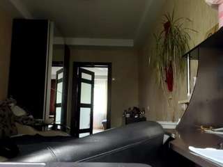 yadiraswarm Sex Cam Show