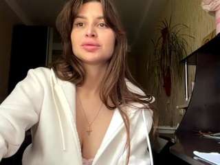 yadiraswarm Sex Cam Show
