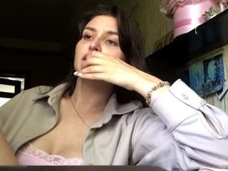 yadiraswarm Sex Cam Show