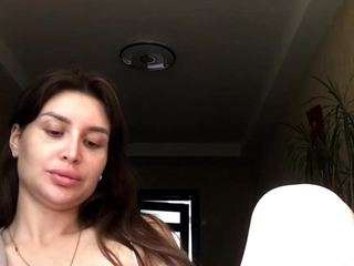 yadiraswarm live webcam show