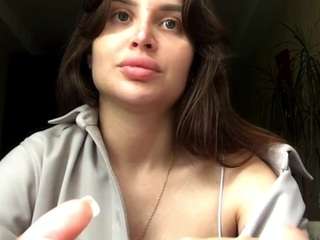 yadiraswarm live webcam show