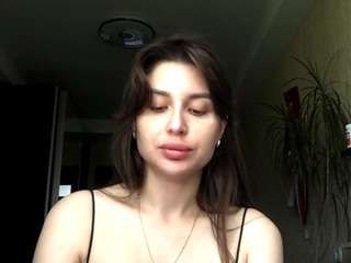 yadiraswarm live webcam show