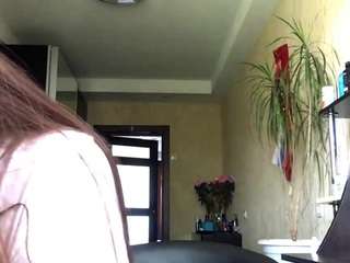 YadiraSwarm live webcam show