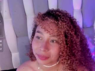 dannaglow Sex Cam Show