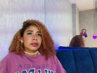dannaglow live webcam show
