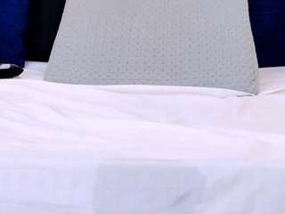 francesca-doll live webcam show