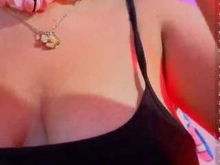 mariana-tay live cam preview
