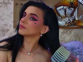 amynaxxx