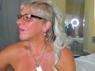 annacoolidge live webcam show