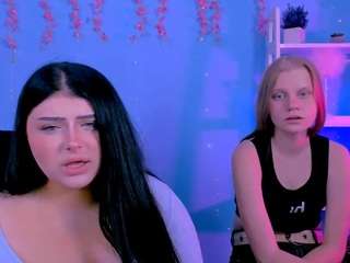 bella-sky live webcam show