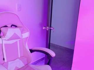 Brianna-Swann live webcam show