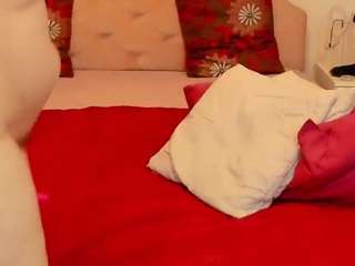 HoneylenaXS live cam preview