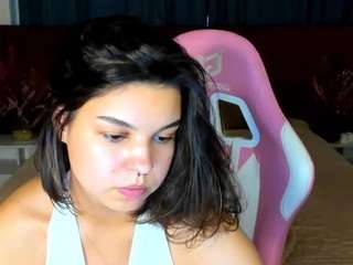 jasminebur-ke live webcam show