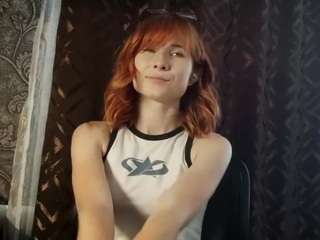 Cadie live webcam show