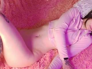 glitchdoll