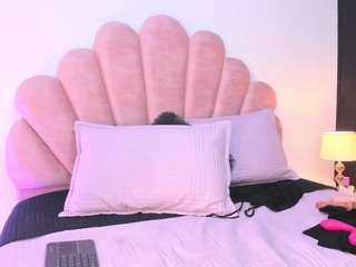 naughtybigass01