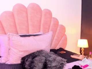 naughtybigass01