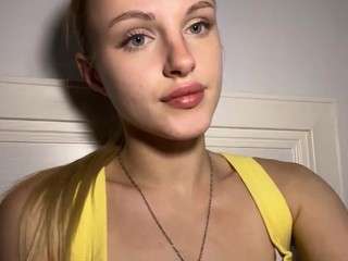 DenisseTinnin live webcam show