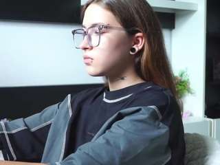 LianaJordanovich live cam preview
