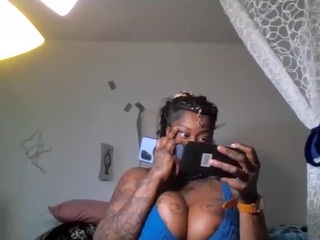 stalliontheesava... Live Webcam on {site_name}