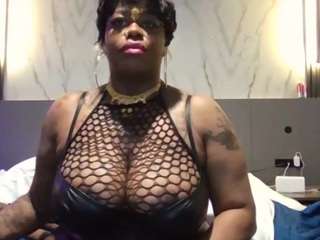 Live webcam model stalliontheesavage on Soda Cams