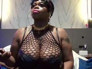 Live webcam model stalliontheesavage on Soda Cams