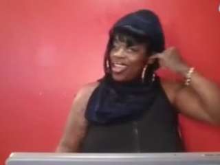AFRICA THEE SAVAGE live cam preview