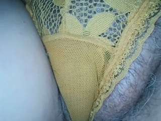 Elizza6869
