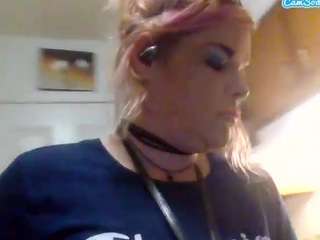 slut4yuo91 live webcam show