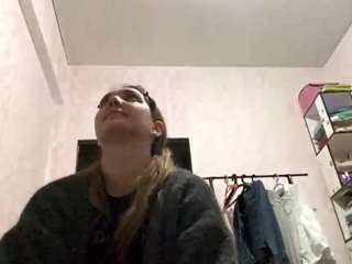 Emma live cam preview