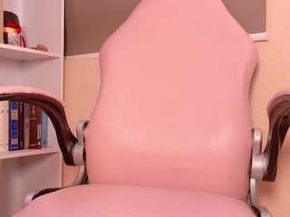 dahliabrowniee