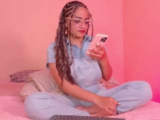 dahliabrowniee