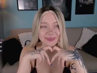 DragonFlya live webcam show