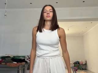 le modèle marjorynurthen est en webcam porno dans un show sur le site camsoda, il possède les tags suivants: anal,shaved pussy,anal toys,nature,no drinking,no smoking,orgasm,pov,pussy,sexy,skinny,handjob,spank,squirter,strip,striptease,tattoos,tease,teen 18,young adult