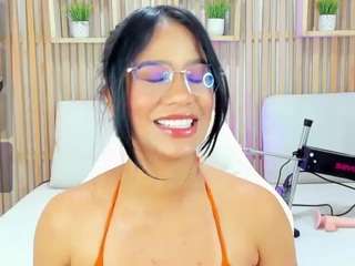 ambar-reyess