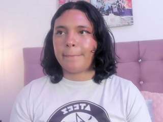 Emmaa-Lex live cam preview