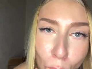 HildegardeGoffigan live cam — ahegao, solo, massage