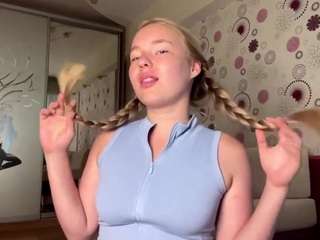 mitsukocromeans live webcam show