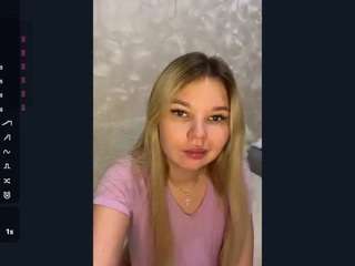 RethaKlobucar live webcam show